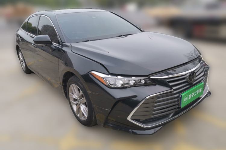 Used Toyota Avalon 2019 2.5L Ambition Version China VI Standard Front Right 45 Deg