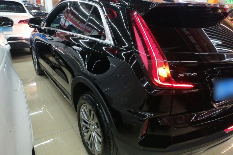 Used Cadillac XT4 2024 28T Two-Wheel-Drive Luxury Version