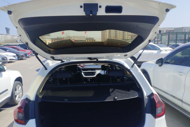 Used Geely Auto Vision X3 2019 Upgraded Model 1.5L CVT Prestige Version Trunk