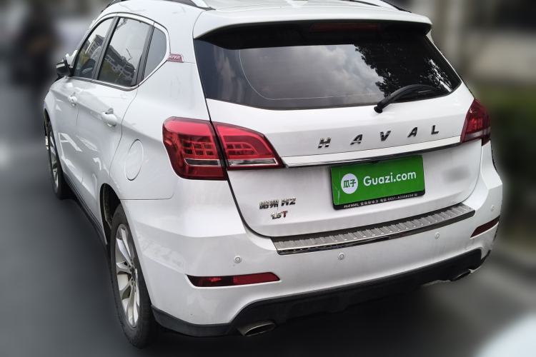 Used Haval H2 2017 Red-Label 1.5T Manual Two-Wheel Drive Luxury Model