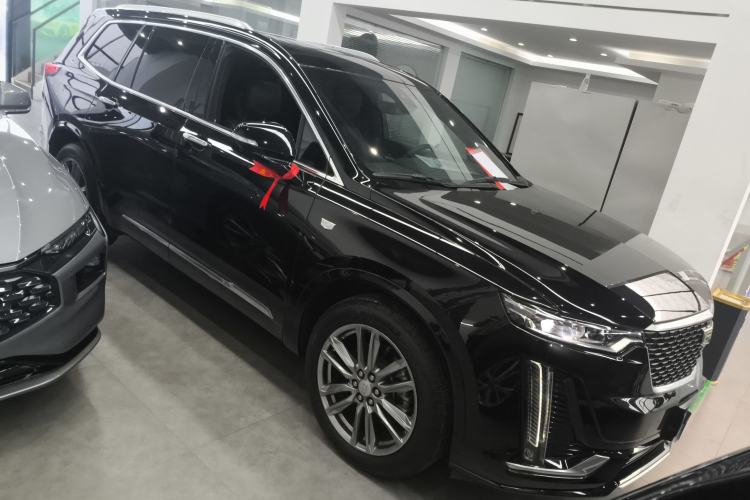 Used Cadillac XT6 2022 2.0T Six-Seater Two-Wheel-Drive Luxury Version
