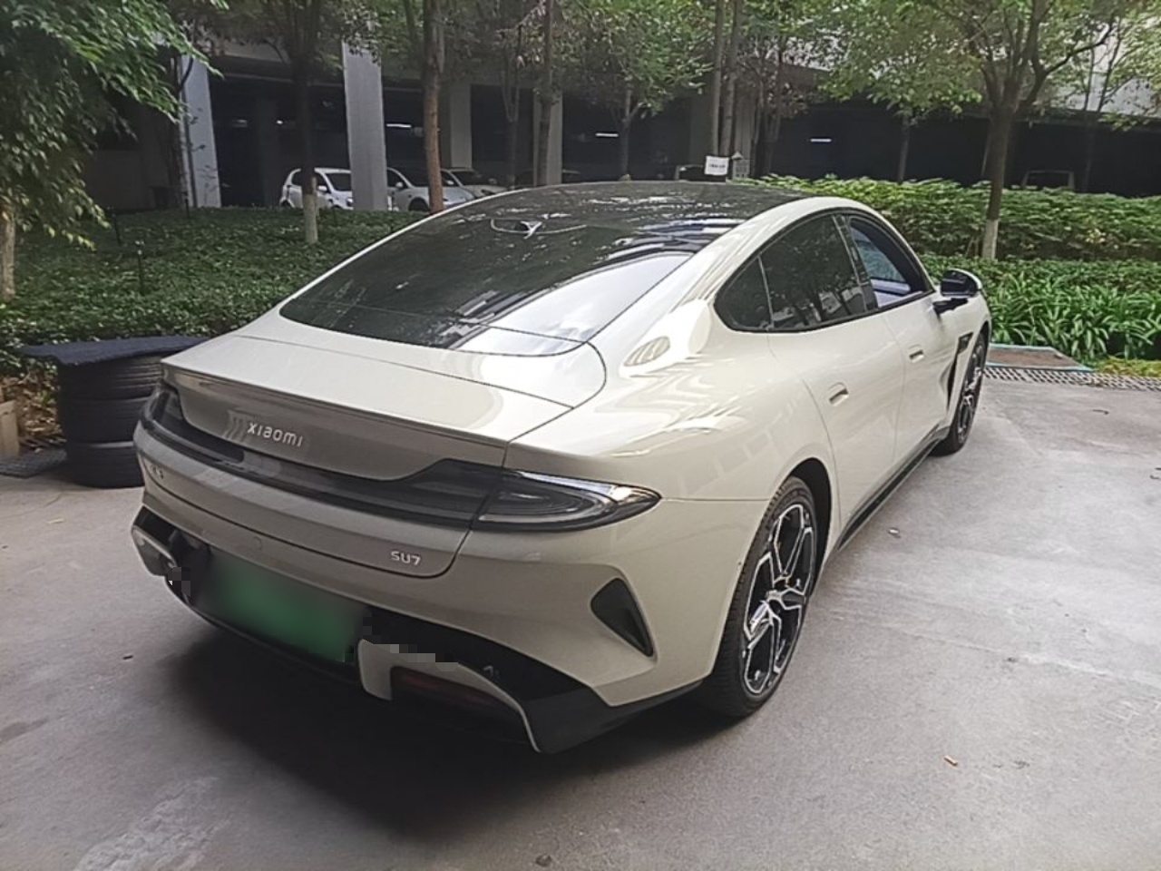 Xiaomi Auto SU7 2024 Rear-Drive Ultra-Long Range Advanced Pro-Level Intelligent Driving Version — снимка 6