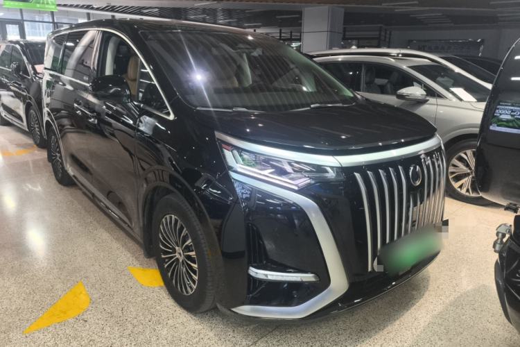 Used Denza D9 2025 EV Intelligent Driving Edition 620 Luxury Model
