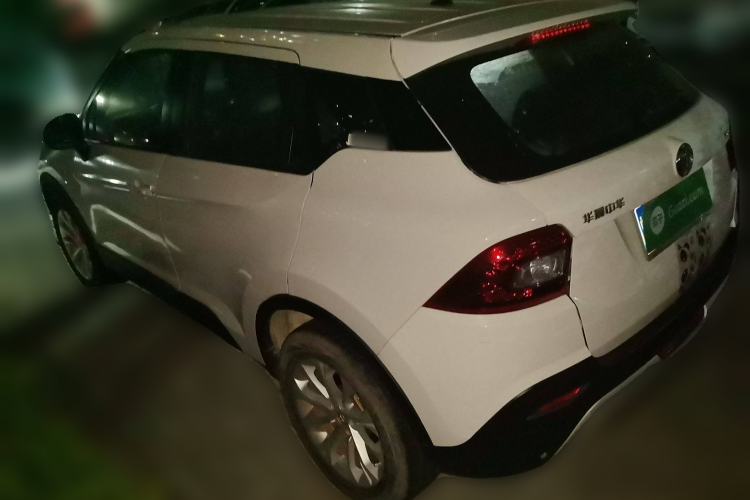 Used Brilliance V3 2015 1.5L Manual Smart Version
