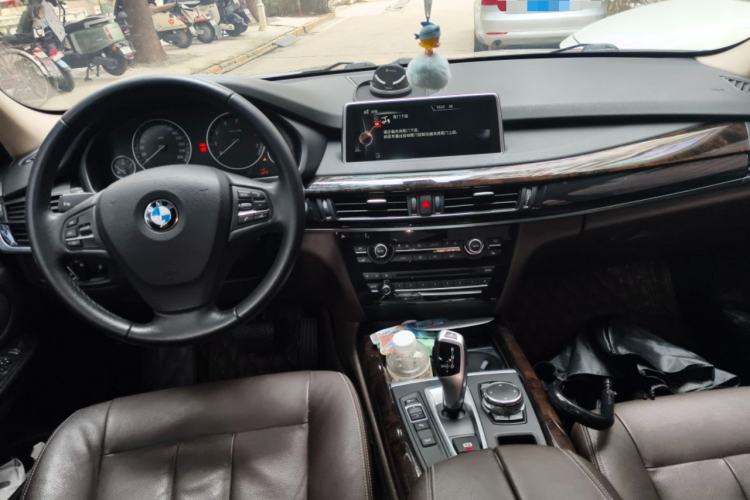 Used BMW X5 2015 xDrive28i