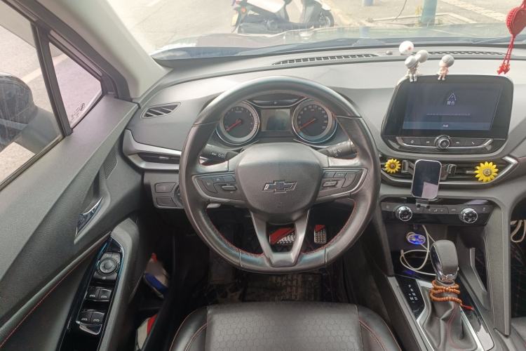 Used Chevrolet Orlando 2018 Redline 530T Automatic Enjoyment Edition (5+2 Model) – China V Standard Steering Wheel