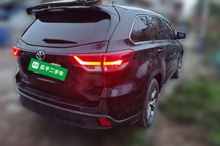 Used Toyota Highlander 2018 2.0T Two-Wheel Drive Elite Edition 7 Seats China VI Standard
