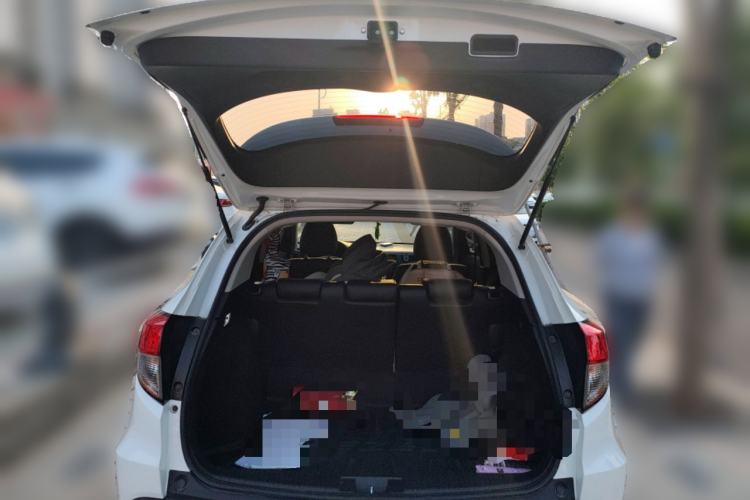 Used Honda Vezel 2019 1.5L CVT Pioneer Edition China VI