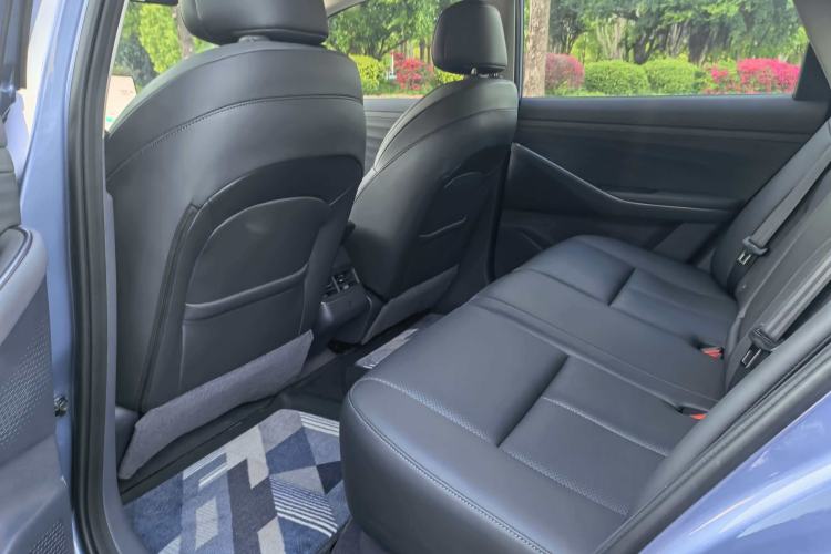 Used Nissan N6 2026 Model 180 Max Interior 3