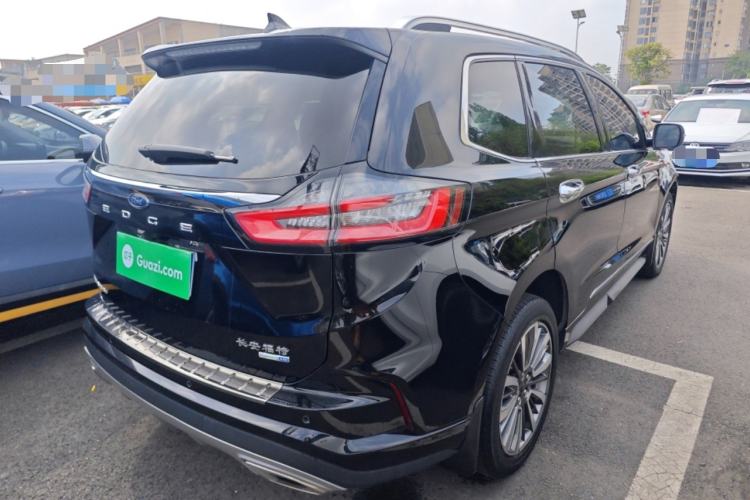 Used Ford Edge 2021 PLUS EcoBoost 245 Two-Wheel-Drive Titanium 7-Seater
