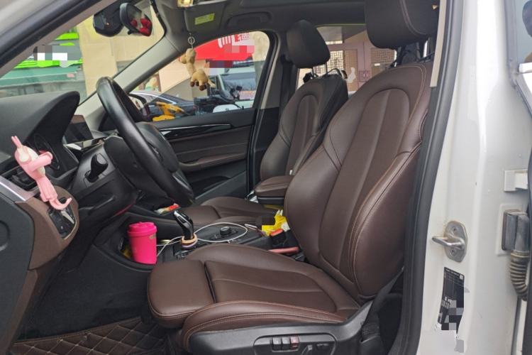 Used BMW X1 2020 sDrive20Li Fashion Model Left Front Seat