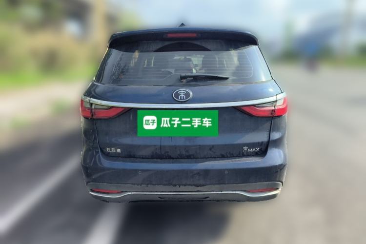 Used BYD Song MAX 2017 1.5T Manual Smart Connect Luxury 7-Seater
