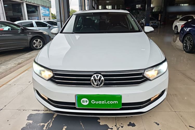 Used Volkswagen Magotan 2017 330TSI DSG Leading Model