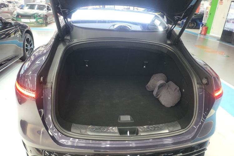 Used Avatr 06 2025 Ultra Pure Electric Edition Trunk