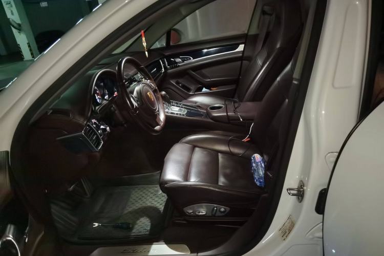 Used Porsche Panamera 2016 Panamera Executive Edition 3.0T Left Front Seat