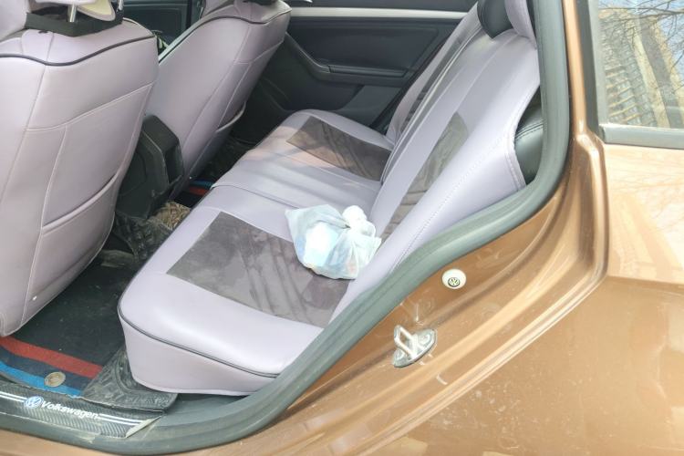 Used Volkswagen Gran Lavida 2015 1.6L Manual Fashion Edition