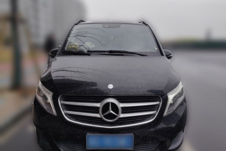 Used Mercedes-Benz V-Class 2016 V 260 Avantgarde Edition
