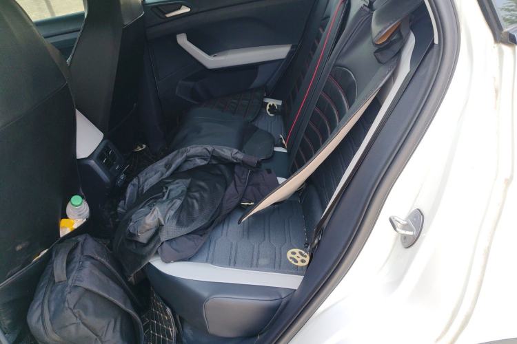 Used Volkswagen Tharu 2025 New Sharp 1.5L Ambitious Edition
