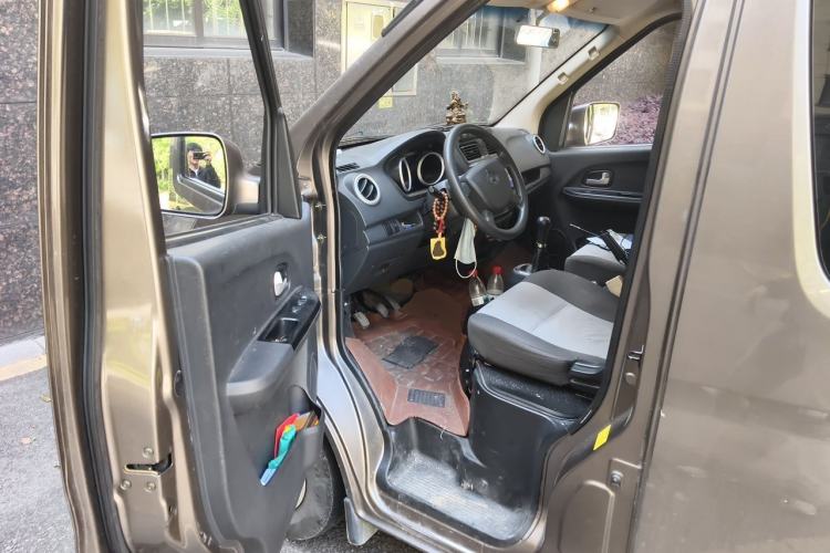 Used CHANGAN KAICHENG Ruixing M60 2020 1.5L Standard Version China VI 6-Seater DAM15KR