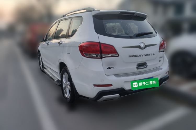 Used Haval H6 2013 Upgraded Model 2.4L Automatic Two-Wheel Drive Elite Version