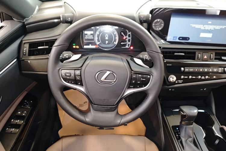 Used Lexus ES 2022 200 Excellence Edition