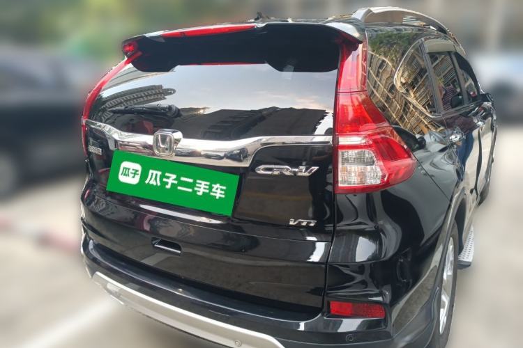 Used Honda CR-V 2015 2.4L two-wheel drive luxury version Rear Right 45 Deg