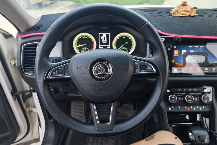 Used Skoda Kodiaq 2018 Facelifted TSI330 5-Seater Two-Wheel-Drive Comfort Edition Steering Wheel