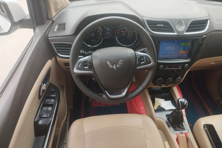 Used Wuling Hongguang 2016 1.5L S1 Deluxe Model China V-standard