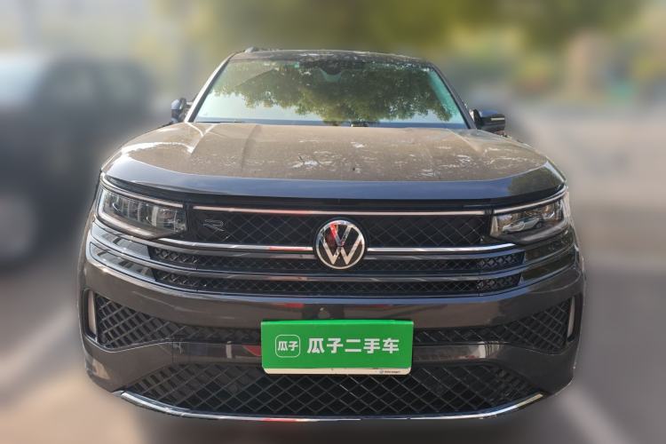 Used Volkswagen Tavendor 2024 380TSI All-Wheel-Drive R-Line Cruise Premium Edition Front