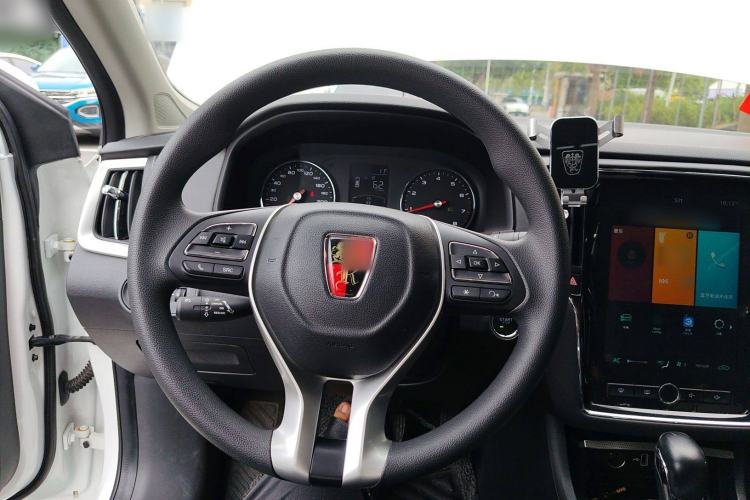 Used Roewe i6 2019 PLUS 20T TST 4G Connected Flagship Superb Edition