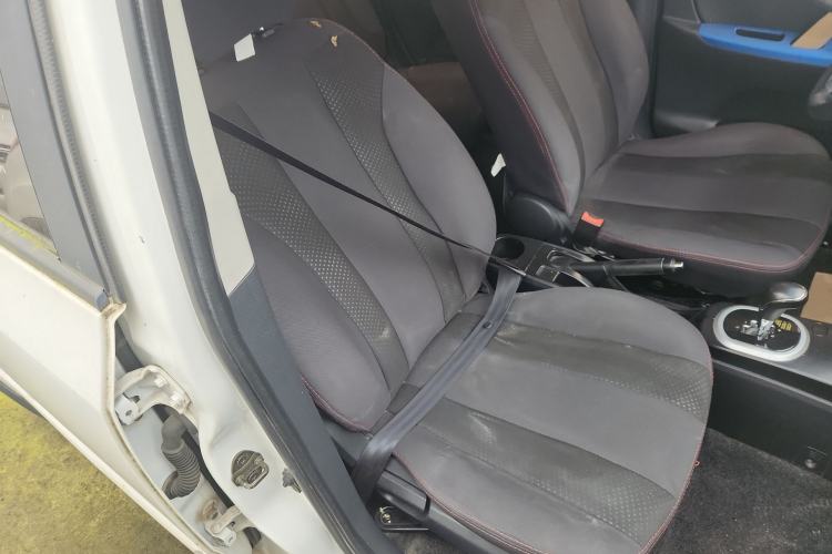 Used Changan CX20 2014 1.4L IMT Sunroof Navigation Version China IV Standard