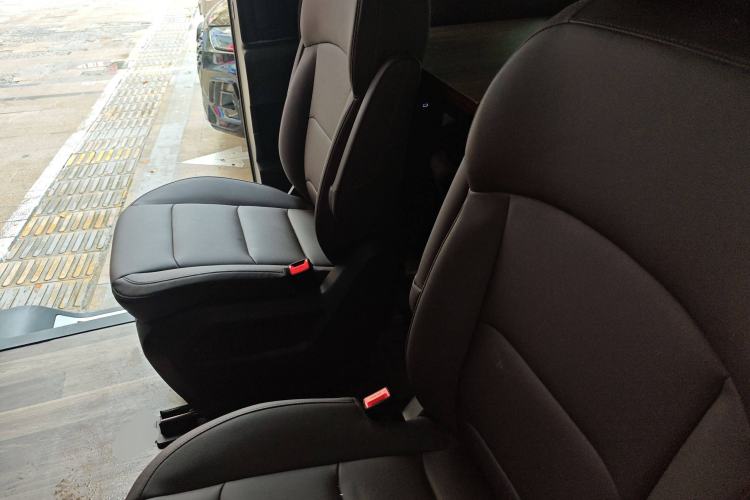 Used Farizon Geely Xingfu Hao 2024 Hovey Edition 66.57 kWh (Full Vehicle Version) 7 Seats
