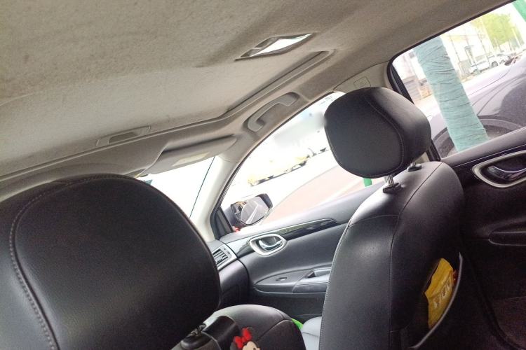 Used Nissan Sylphy 2016 1.6 XL Manual Luxury Edition Headliner