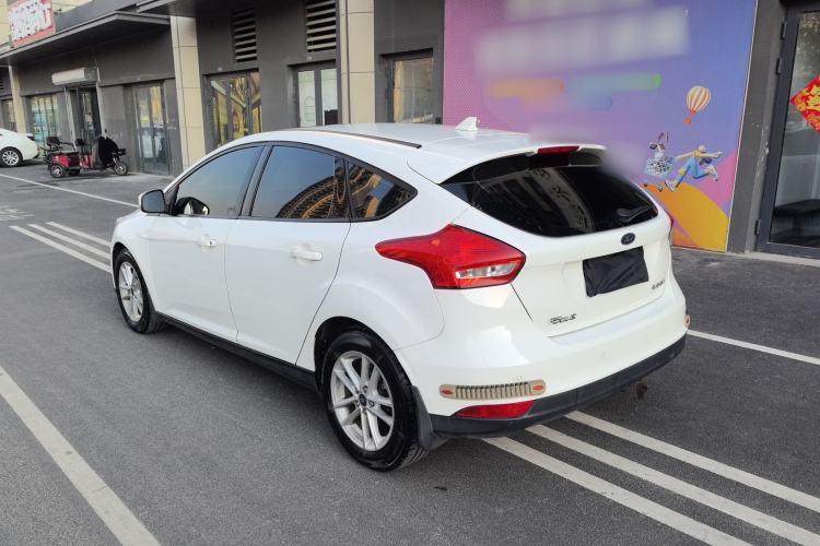 Used Ford Focus 2018 Hatchback Classic 1.6L Automatic Trendy SmartDrive Edition Exterior 1