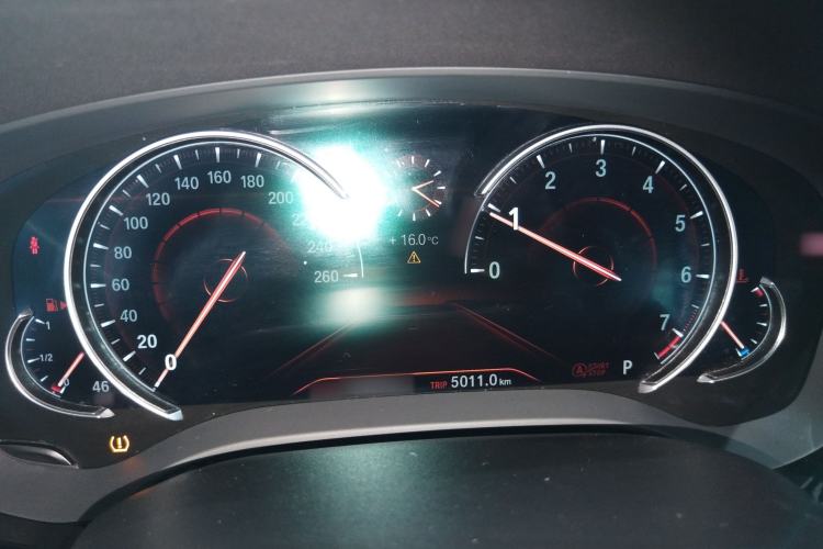 Used BMW 5 Series 2018 Facelifted 530Li Luxury Edition Premium Package
