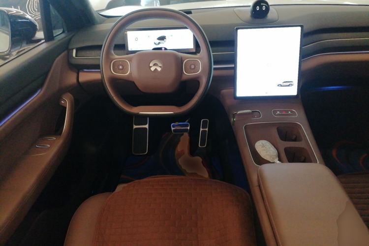 Used Nio ES8 2024 100kWh Signature Edition
