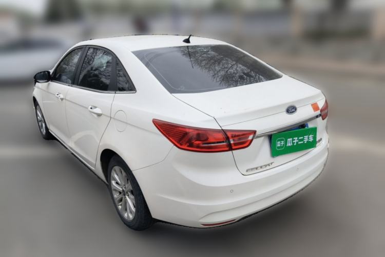 Used Ford Escort 2015 1.5L Automatic Fashion Model Rear Left 45 Deg
