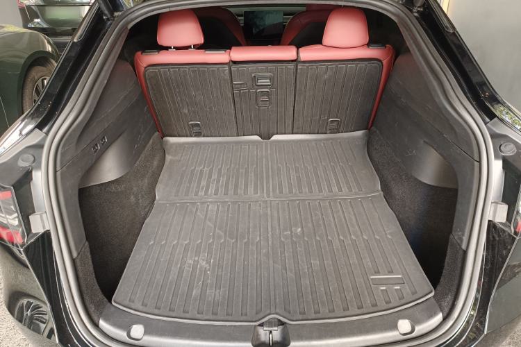 Used Tesla Model Y 2024 Rear-Wheel-Drive Version