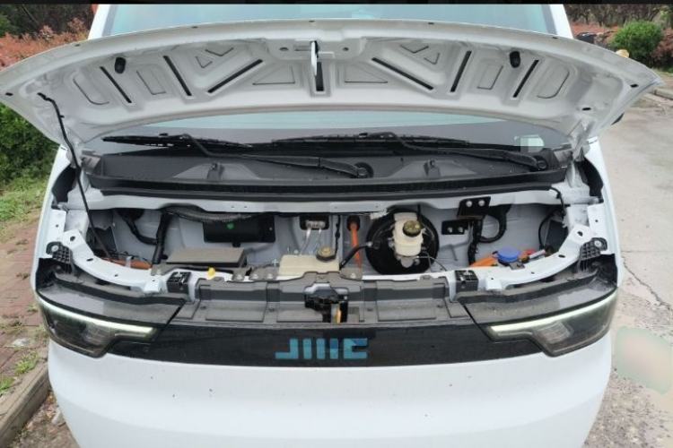 Used JMC E Fushun 2025 Model, Open Window Version, 41.86 kWh, Short Axle, Low-roof Exterior 5
