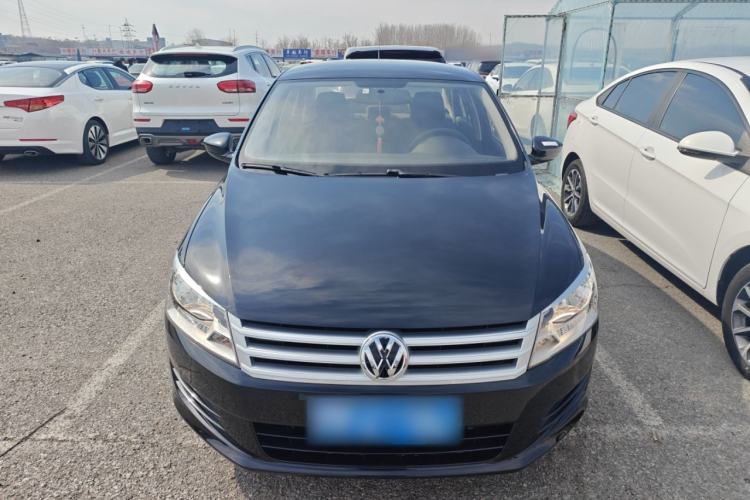 Used Volkswagen Santana 2015 1.6L Manual Fashion Edition Front