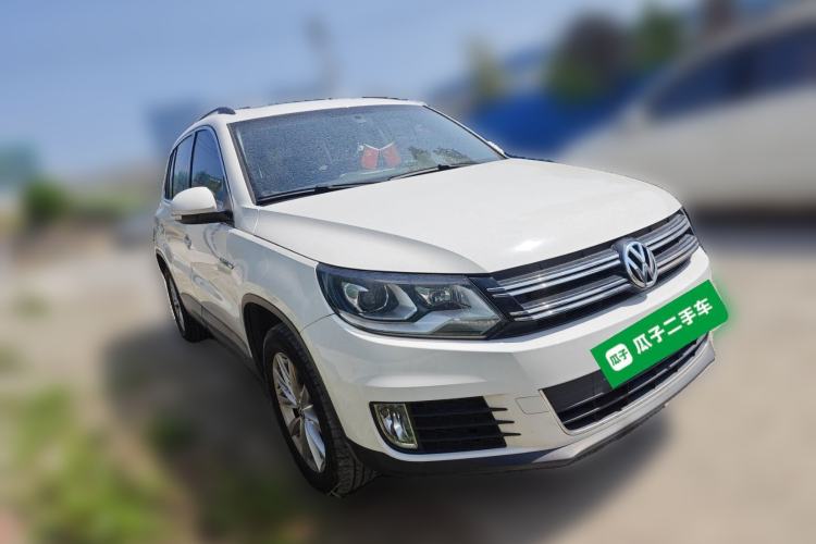 Used Volkswagen Tiguan 2016 300TSI Automatic All-Wheel Drive Fashion Vision Edition Front Right 45 Deg