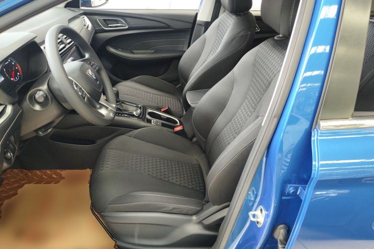 Used Roewe i5 2019 1.5L Automatic 4G Connected Langyue Edition
