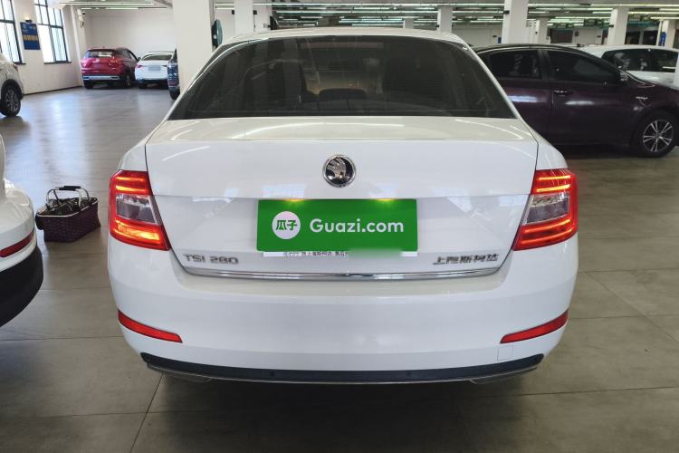 Used Skoda Octavia 2017 TSI280 DSG Smart Drive Edition
