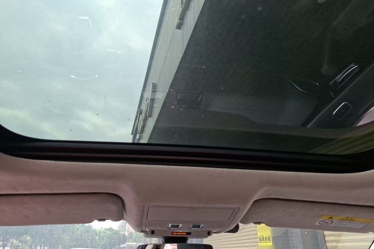 Used Jaguar F-PACE 2019 2.0T All-Wheel Drive R-Sport Sport Edition Headliner