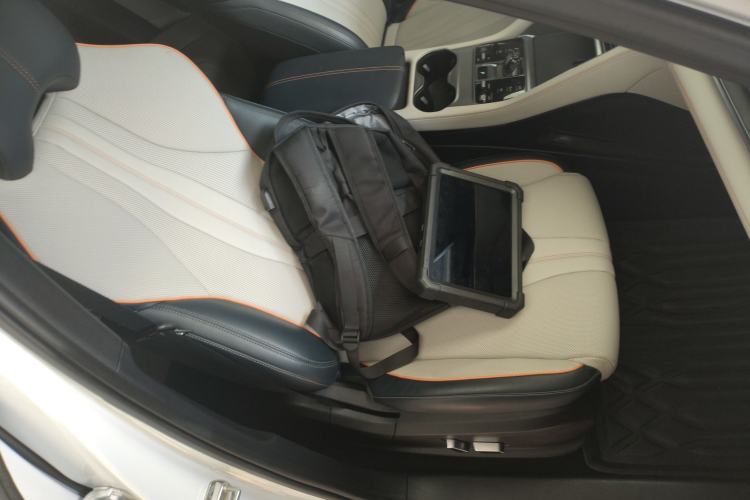 Used BYD Song PLUS New Energy 2024 HONOR Edition DM-i 110km Flagship PLUS Right Front Seat