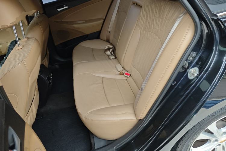 Used Hyundai Sonata 2011 2.0L Automatic Leading Edition Left Rear Seat