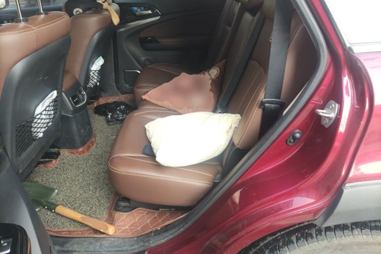 Used BYD Tang New Energy 2015 2.0T Four-Wheel-Drive Flagship Model
