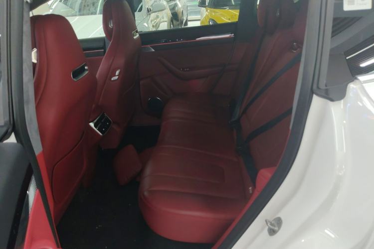 Used Hima Luxeed R7 2024 All-Electric 802 km Max