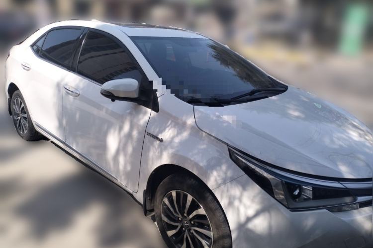 Used Toyota Corolla 2017 Revised Dual-Engine 1.8L E-CVT Elite Edition