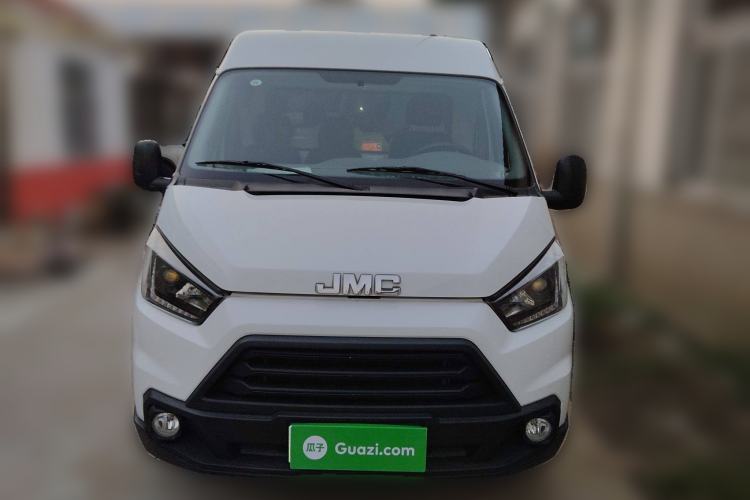 Used JMC Transit 2019 2.8T Commercial Version Short Wheelbase Mid-Roof 3-Seater China VI Standard JX493